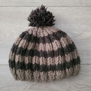 *RARE* Eugenia Kim Chunky Knit Winter hat